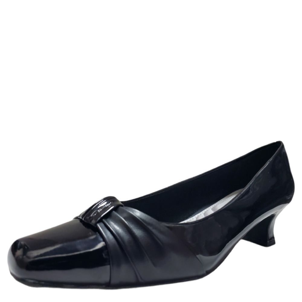 Easy Street Women's Waive Pumps Patent Leather Black 9 M